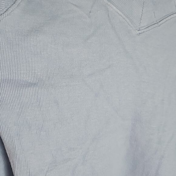 NWOT Shannen Slinky-fit tee by BDG Urban Outfitters Sz Medium Baby Blue - Picture 13 of 13